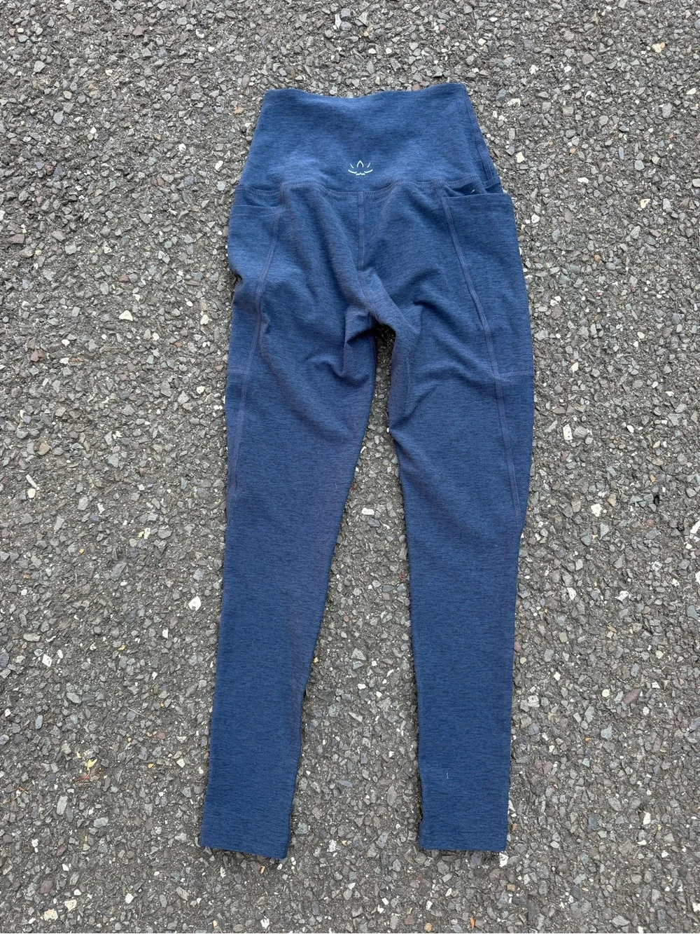 Beyond Yoga Dark Blue High-Rise Pocket Leggings